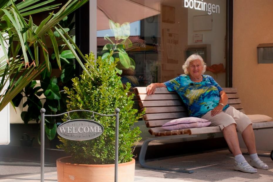 Eingang Seniorenpflegeheim