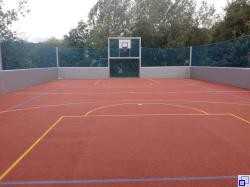 Multifunktionsfeld im Ried
