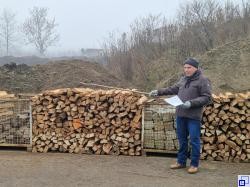 Bürgermeister Schneckenburger bei der Versteigerung