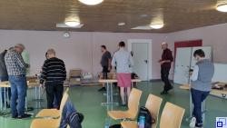 Die Teilnehmer bei den einzelnen Arbeitsschritten